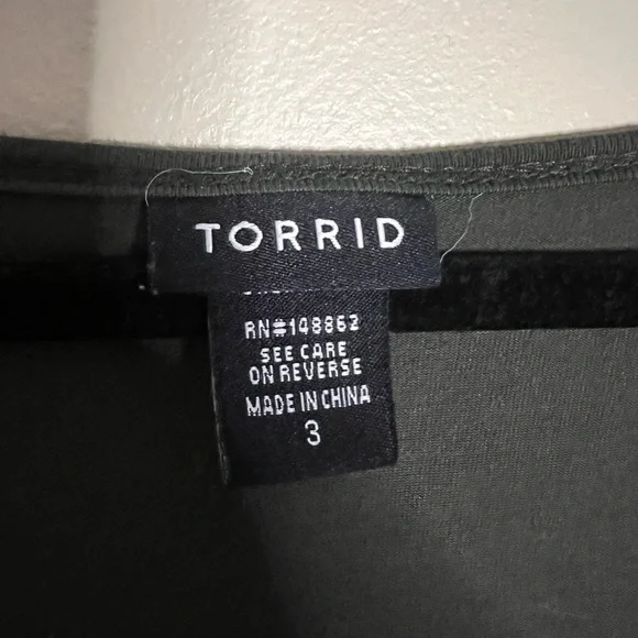 Torrid Olive Green Long Sleeve Criss Cross Strap Baby-doll Tunic Top Size 3 - Picture 8 of 9